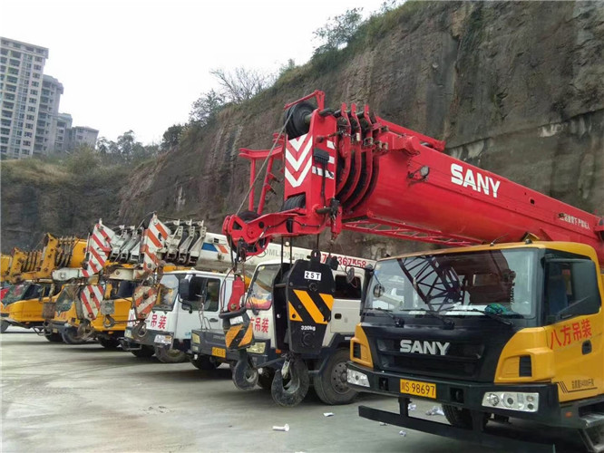 加查县吊车出租按什么计费？台班费、单次费、里程费怎么算？